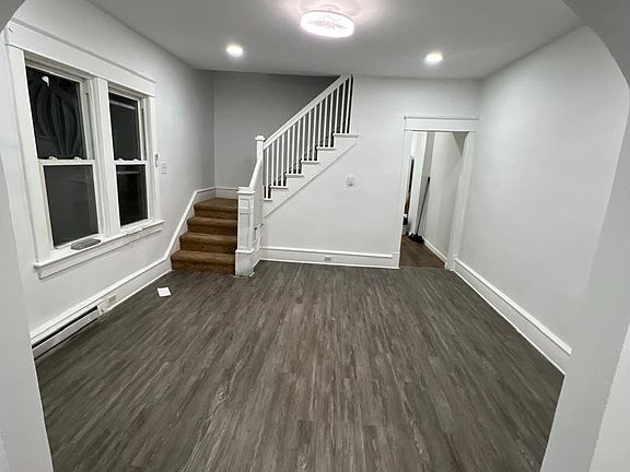 2nd image of 6 Bowman Ave