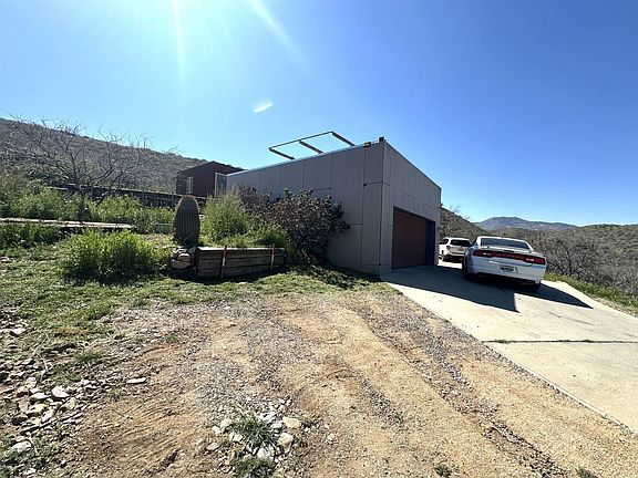 3rd image of 8833 S Kellner Canyon Rd