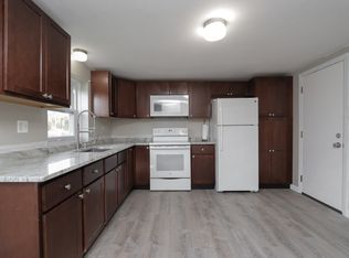 76 Meadow St #D, Chicopee, MA 01013