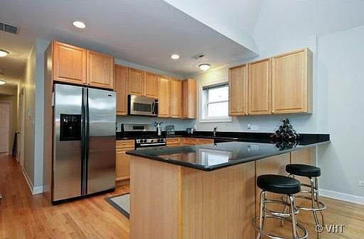 4th image of 3221 N Clifton Ave APT 3S