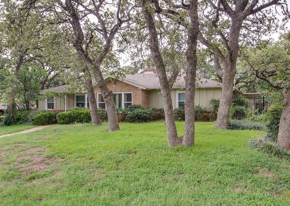 1st image of 1720 Yolanda Dr