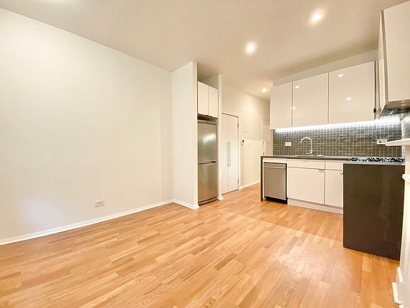2nd image of 410 W 36th St #4R