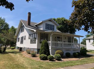 514 S Central St, Gilman, IL 60938