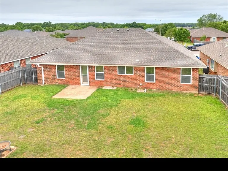 4413 Osprey Dr — Photo 8