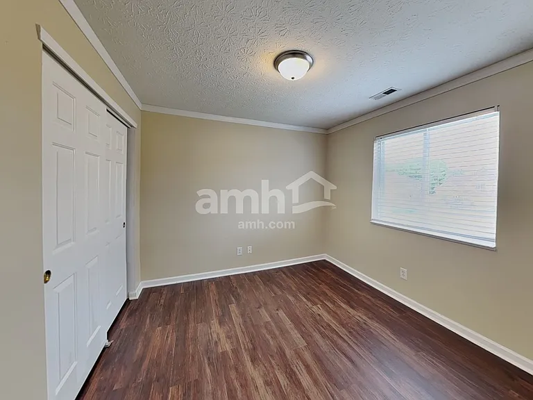 6580 Dunsdin Dr — Photo 19