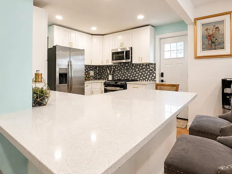 2 Lee Ct — Photo 5