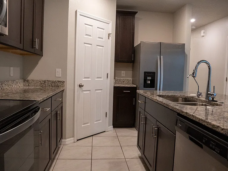1273 Zambrana Ct — Photo 12