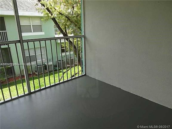 5th image of 2638 SE 20th Ct