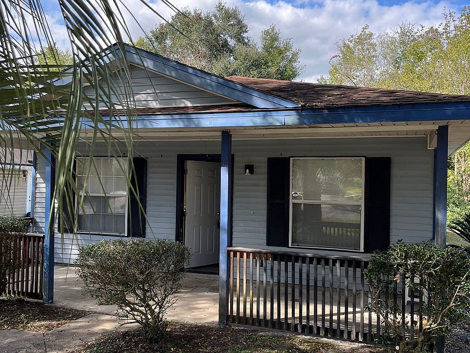 1st image of 1621 Brook Forest Dr