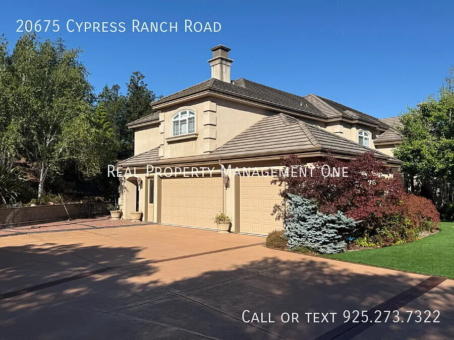 Stunning 4 Bedroom, 4 Bathroom Gated Castro Valley Estate — Photo 2