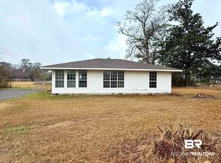 1213 N Pine St, Foley, AL 36535