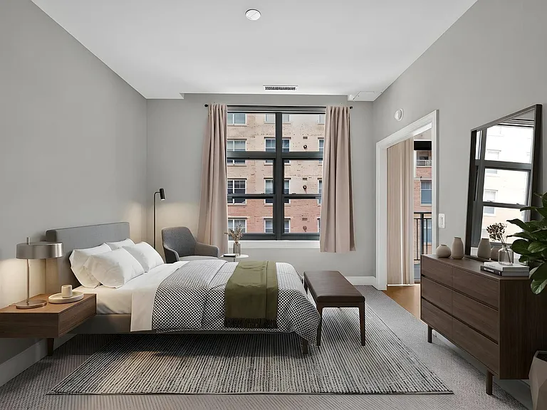 2425 L St NW #421 — Photo 3