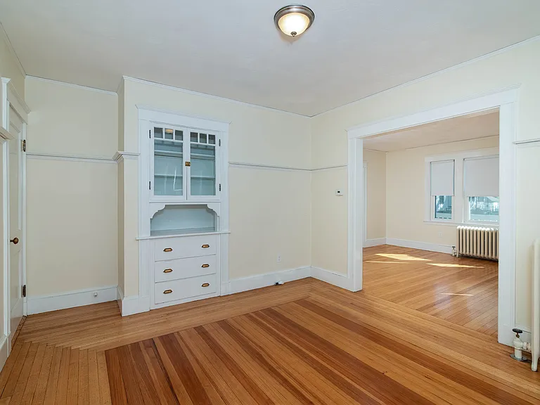 120 Clay St #1 — Photo 4