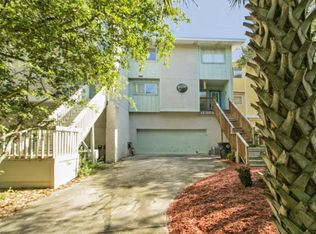 2279 Seminole Rd, Atlantic Beach, FL 32233