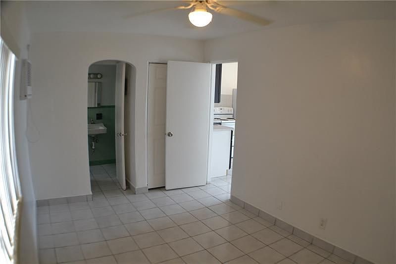 1st image of 2102 Wilson St #5