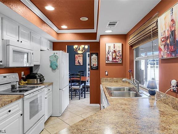 4th image of 13481 Red Maple Cir