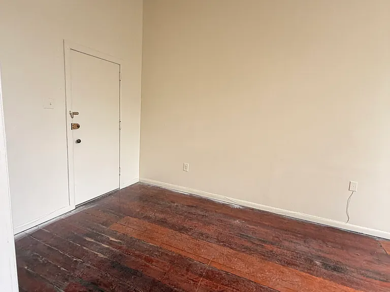 2015 Green St #2F — Photo 4
