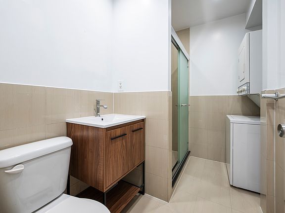 5th image of 129 2nd Ave APT 1