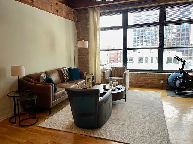 14 N Peoria St #5B — Photo 12