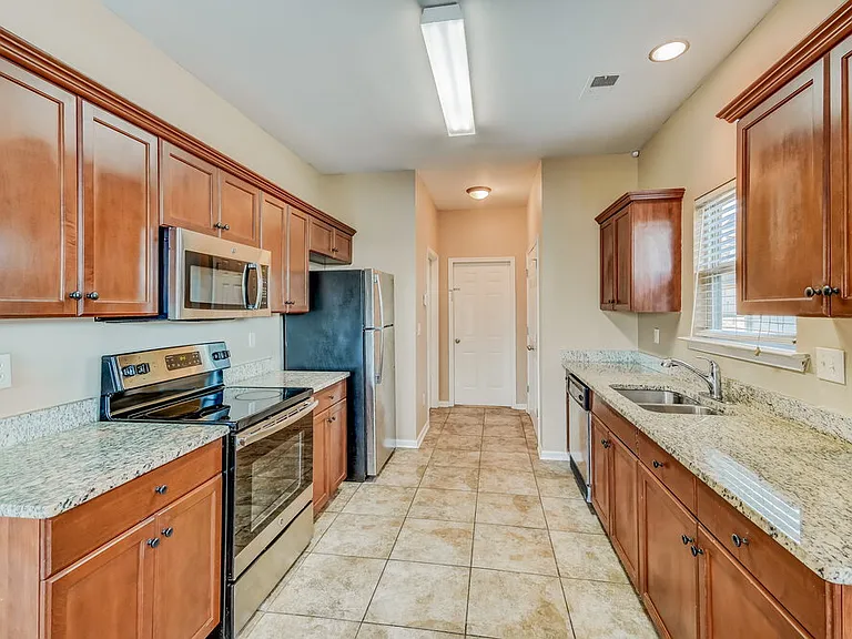 2122 Timberline Dr — Photo 8