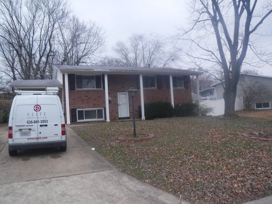 1st image of 1561 Ville Angela Ln