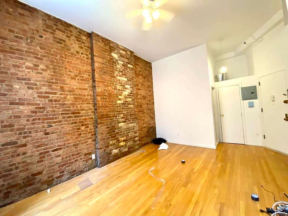 1st image of 140 W 70th St APT 1R