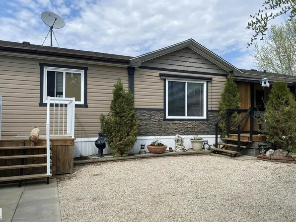 2971 Townsite Cres, Calling Lake, AB T0G 0K0