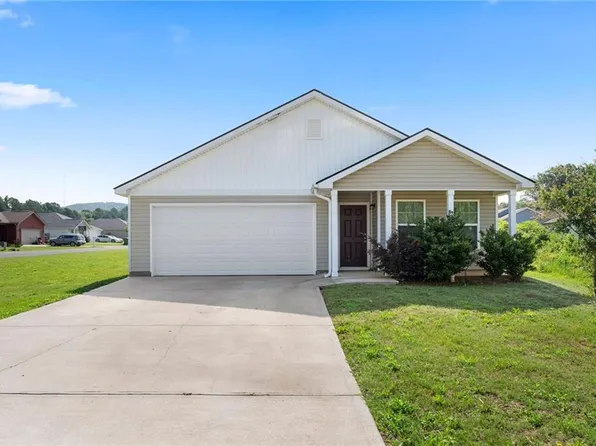 64 Middleton Ct, Chatsworth, GA 30705