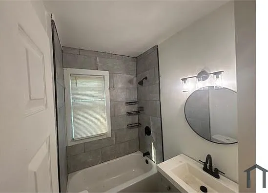 5733 Wayburn St — Photo 8