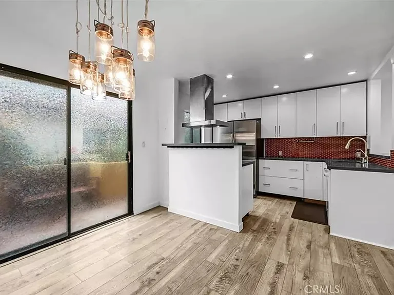 219 N Isabel St #4 — Photo 16