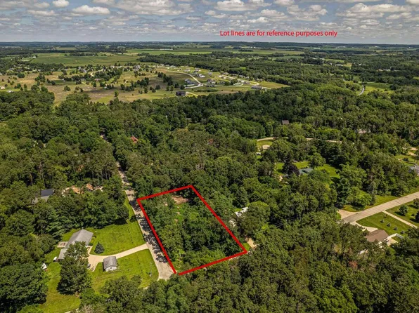 N3920 Brown Deer Drive #57, Brodhead, WI 53520