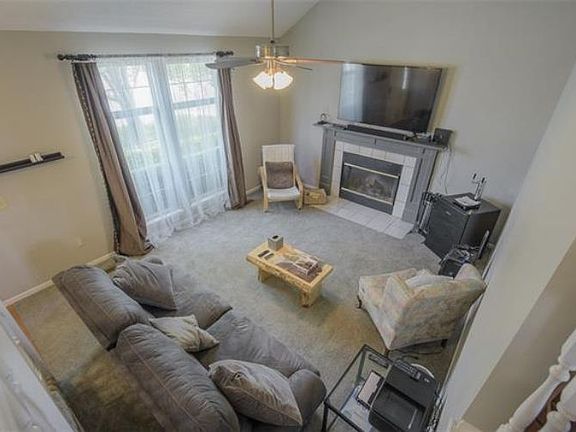 4th image of 5772 McCormick Dr