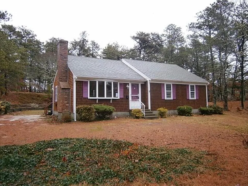 4 Hummel Dr