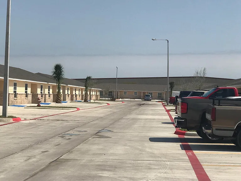 Calli Village Apartments — Photo 24