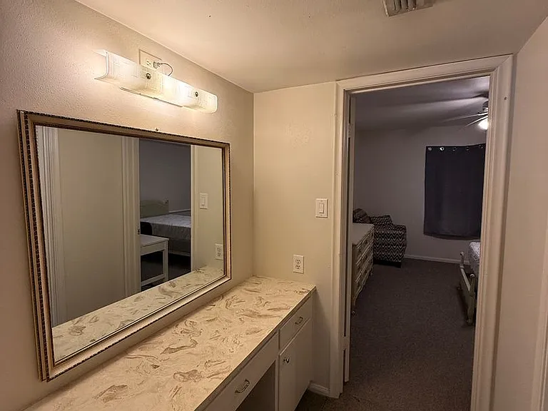 3730 Fairfield Ave #242 — Photo 17