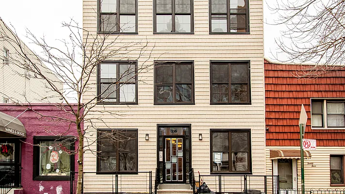 Rented by Nooklyn NYC LLC | media 69