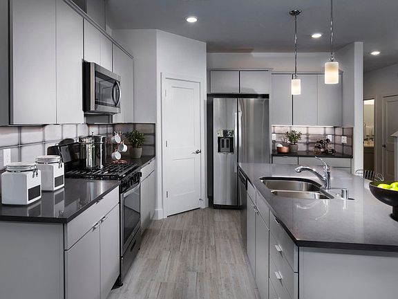 Fifth Avenue Model Representation