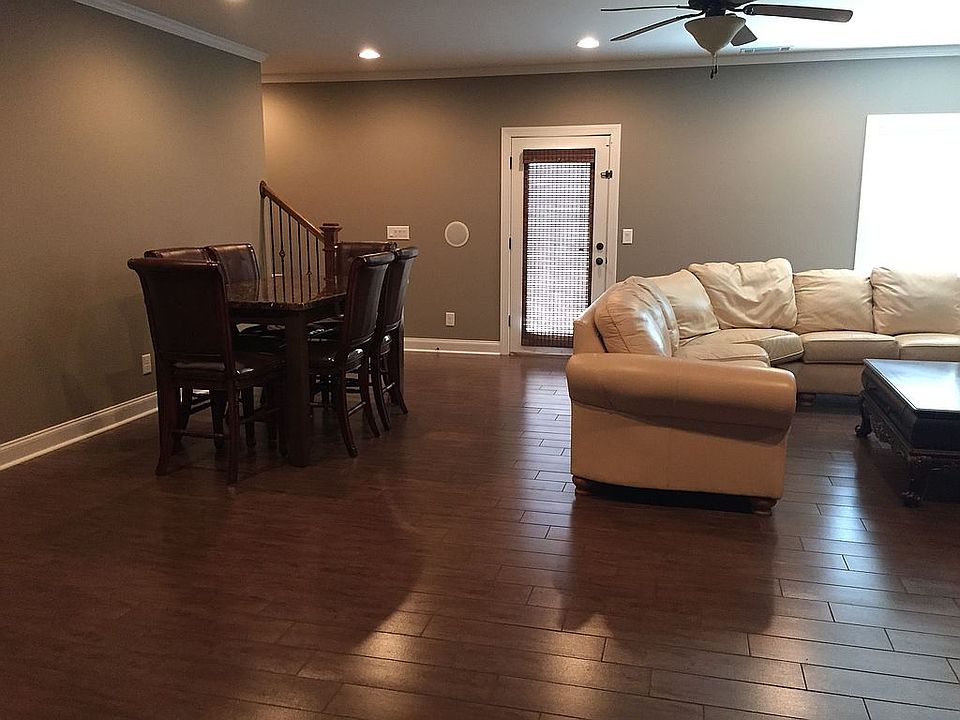 Main room in basement 