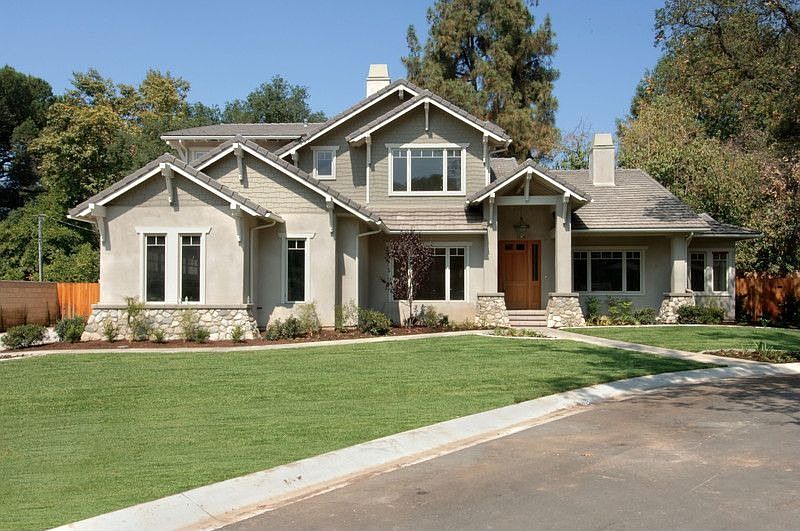 2nd image of 119 Rose Ln