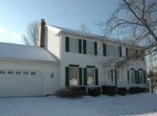 34392 Summerset Dr, Solon, OH 44139