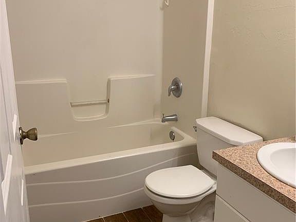 2nd image of 6057 Laurelwood Dr #6059