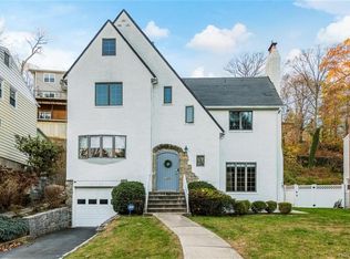 31 Avondale Rd, Yonkers, NY 10710
