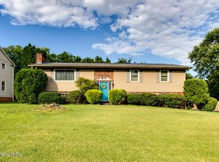 608 Fernwood Rd, Knoxville, TN 37923