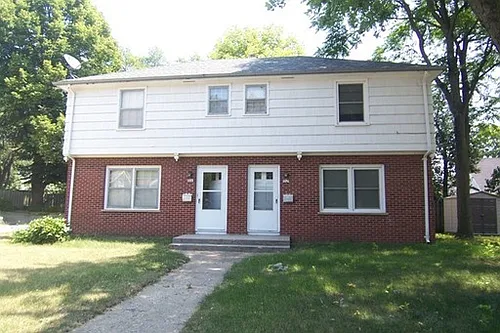 912 Grand Ave Photo 1