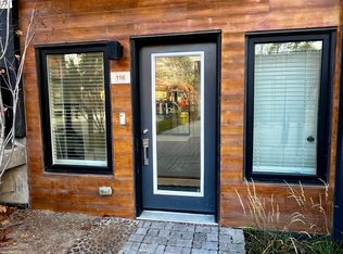 402 The East Mall #116, Toronto, ON M9B 6B7