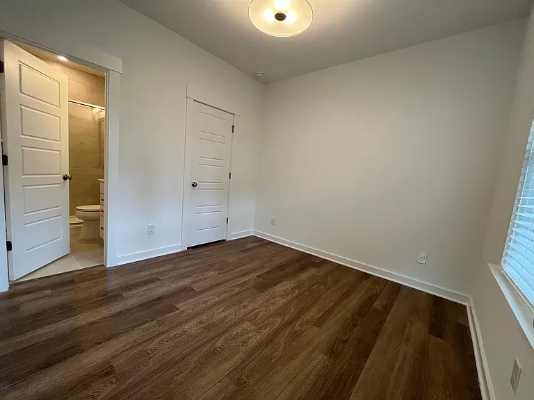 1229 Corkery Ridge Ct — Photo 14