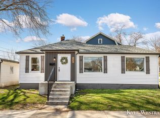1221 Powers Ave NW, Grand Rapids, MI 49504
