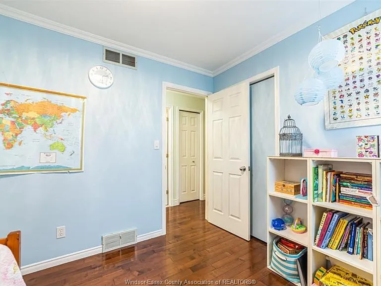 2595 California Ave — Photo 13