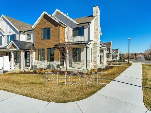 10584 S Canyon Villa Dr, Sandy, UT 84092