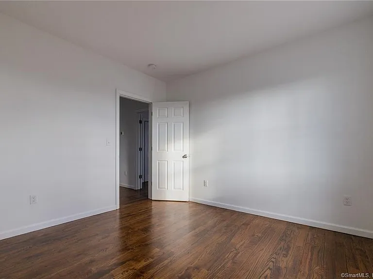 340 Pleasantview Ave — Photo 13